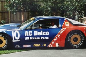 Blue & red · AC Delco livery, Camaro